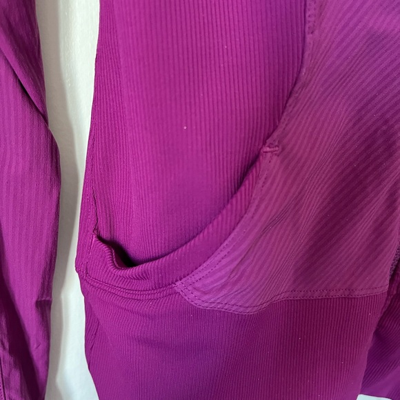 Lululemon Sweater (Size 6) - Picture 4 of 13